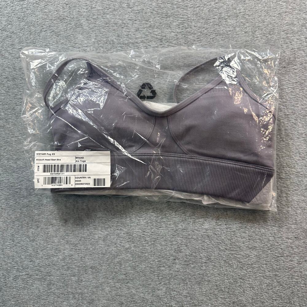 Alo Yoga Alosoft Head Start Sports Bra Purple XS NWT - Picture 5 of 6